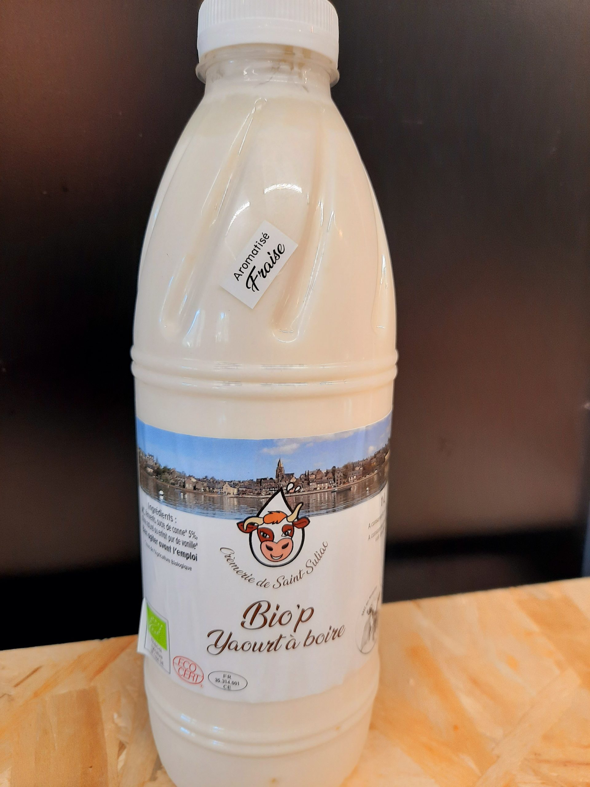 Biop fraise au lait de vache / Crèmerie de St Suliac